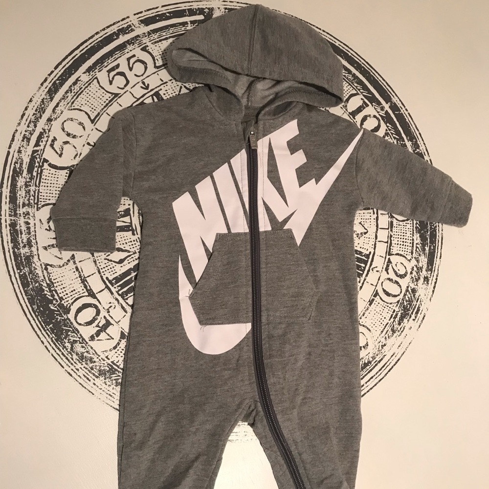 Nike Sweatsuit